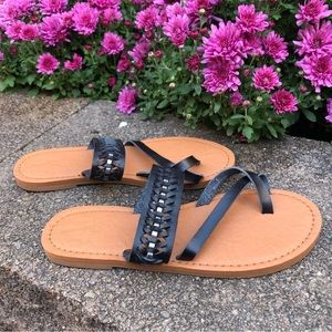 ❤️ Universal Thread Black Woven Thong Sandals 6 NWOT